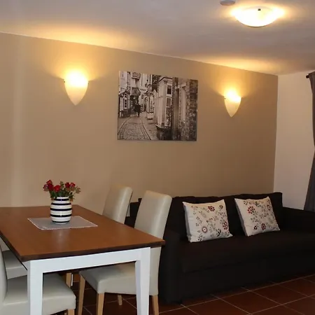 Casa Feliz BRE